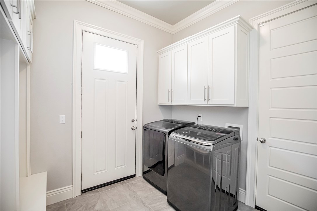 Champions Golf & Cc Rogers - Residential