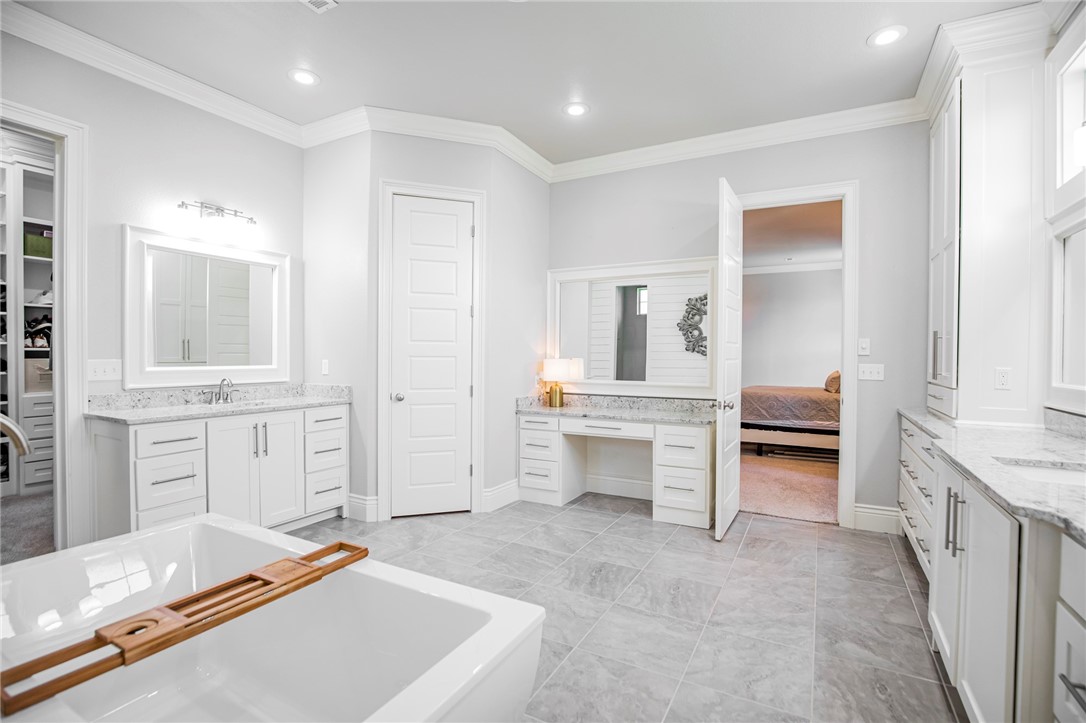 Champions Golf & Cc Rogers - Residential