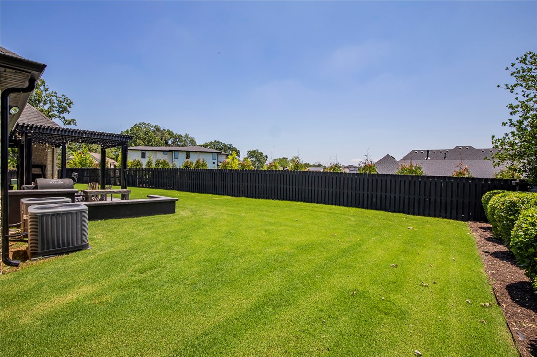 Champions Golf & Cc Rogers - Residential