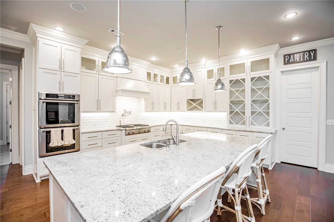 Champions Golf & Cc Rogers - Residential