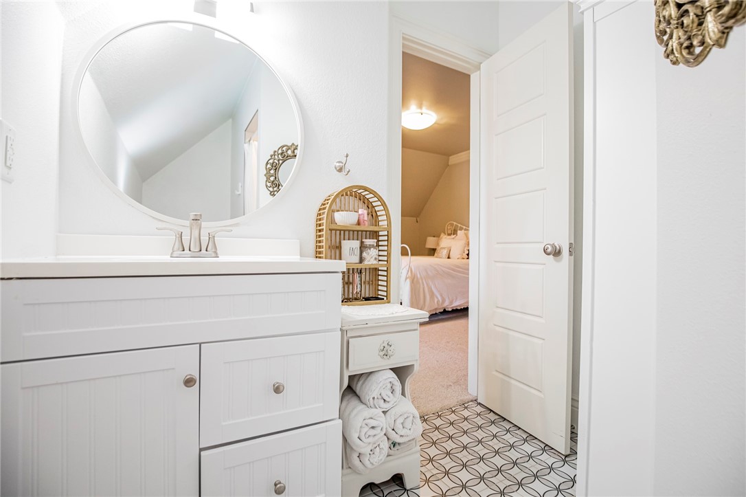 Champions Golf & Cc Rogers - Residential