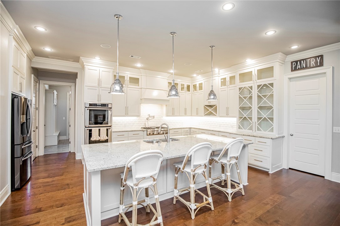 Champions Golf & Cc Rogers - Residential