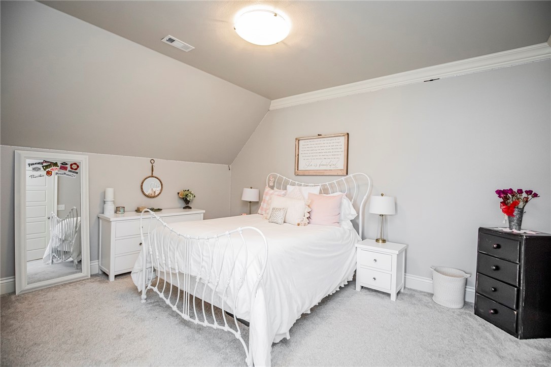 Champions Golf & Cc Rogers - Residential