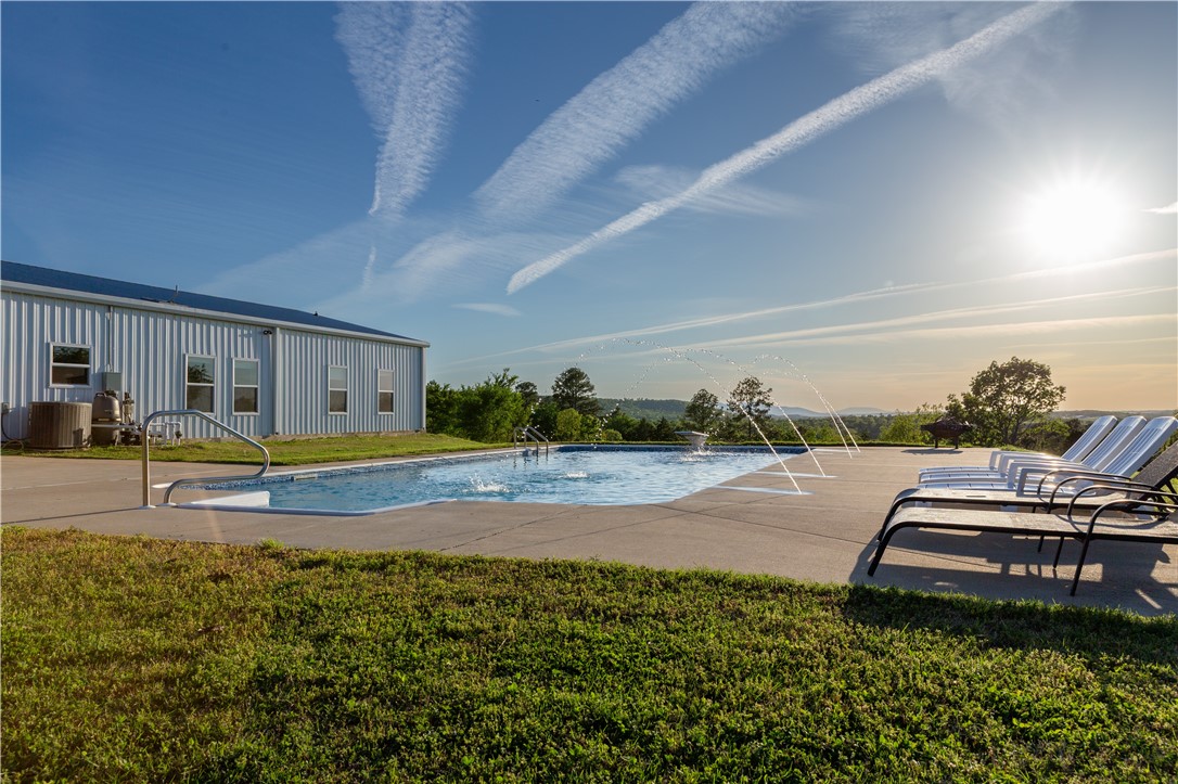 Woods/Chaffee Xing - Residential