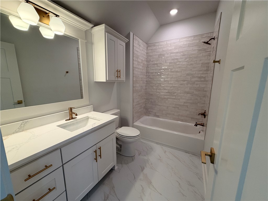 Crescent View - Residential