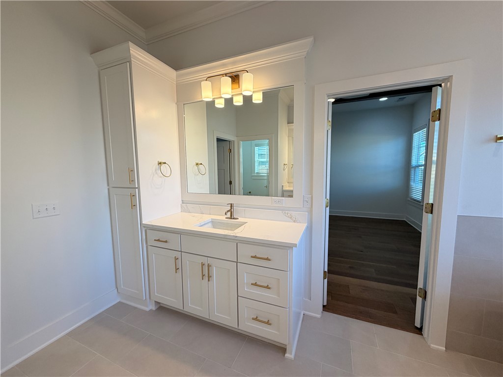 Crescent View - Residential