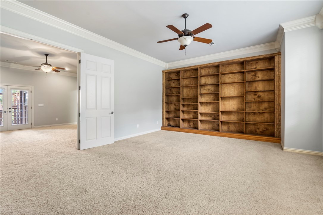 Springdale Outlots Sw Sw - Residential