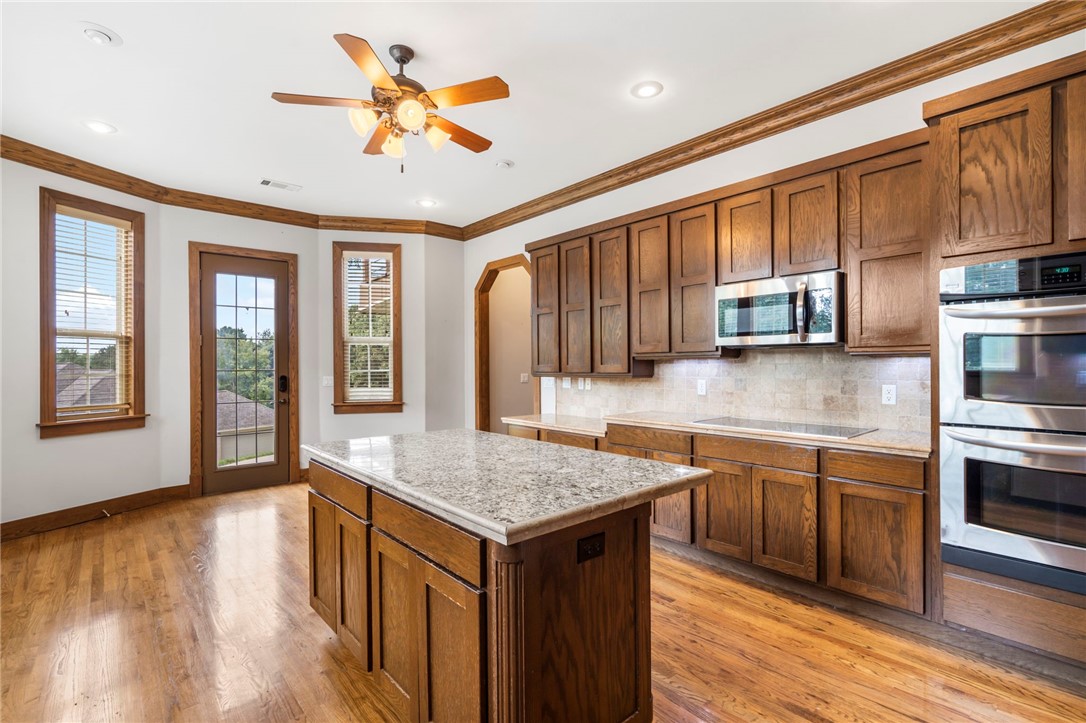 Springdale Outlots Sw Sw - Residential