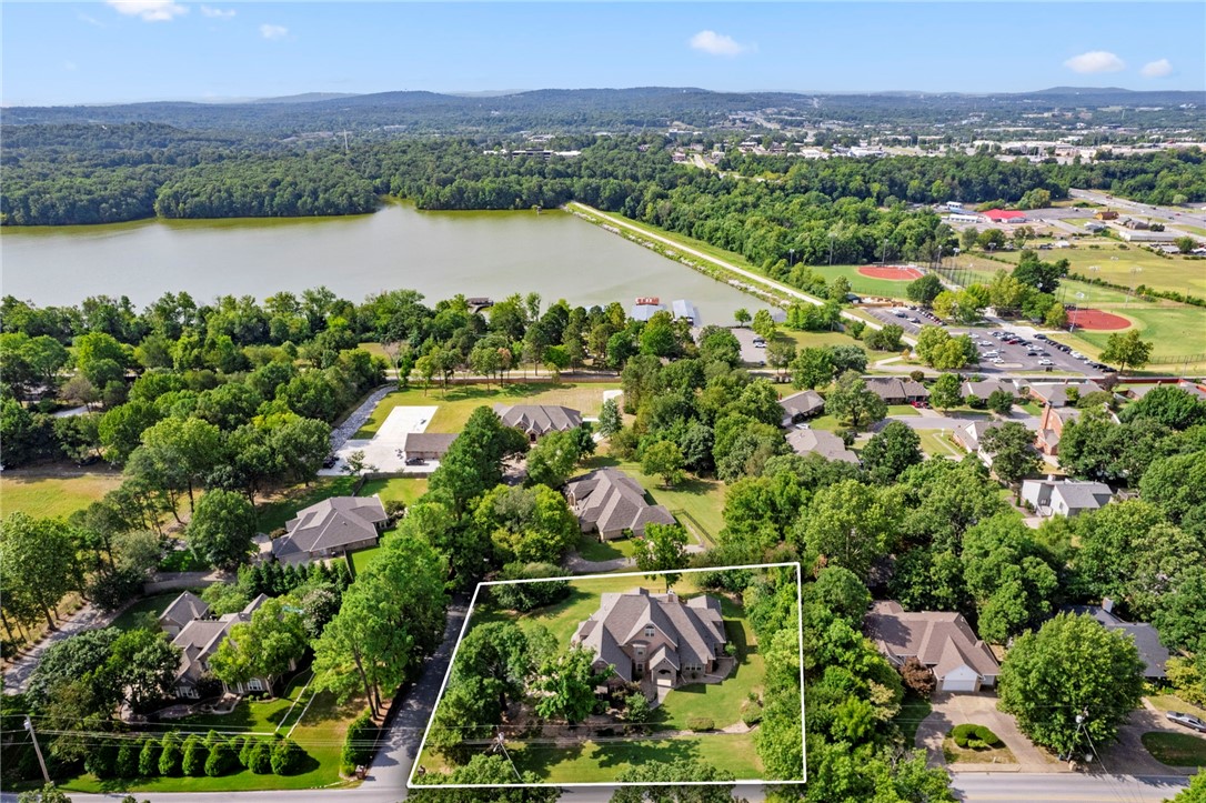 Springdale Outlots Sw Sw - Residential