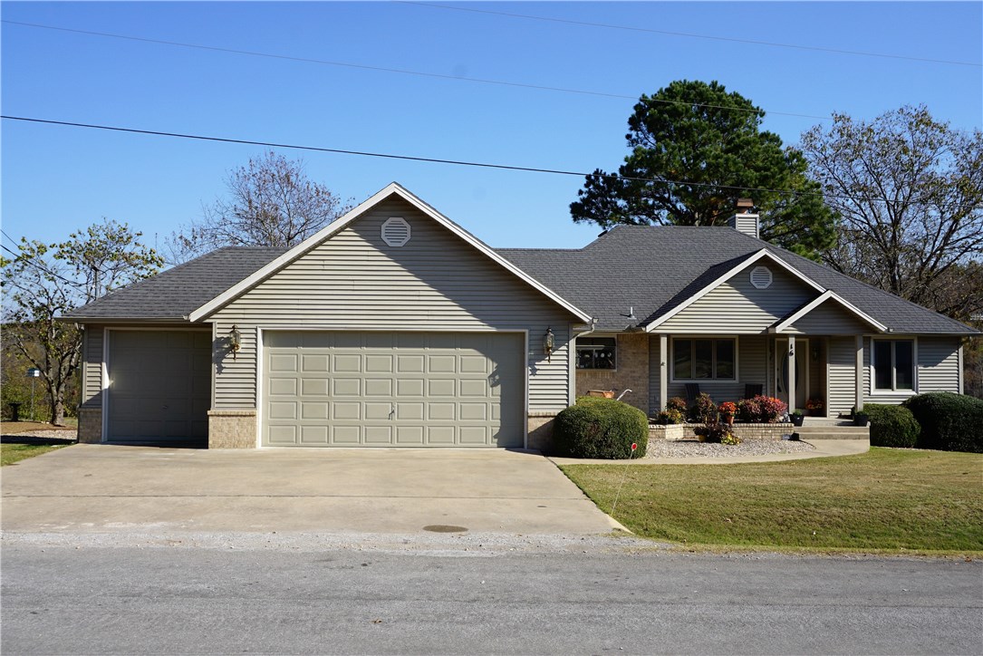 Stunning golf front home on Scotsdale golf course! Brand new HVAC, roof only 8 years old & appliances 6 yrs old. Marble floor entry, vaulted ceilings, hardwood floors, & eat-in kitchen with granite countertops & mosaic tile backsplash. French doors lead to office with crown molding. Master suite has large walk-in closet, big master bath with double vanities, whirlpool tub & walk-in shower. 2.5 car garage has workshop area & attic storage. Covered & open deck with outstanding views of 10th & 18th fairways!