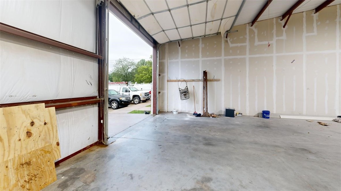 Springdale Outlots - Commercial Lease