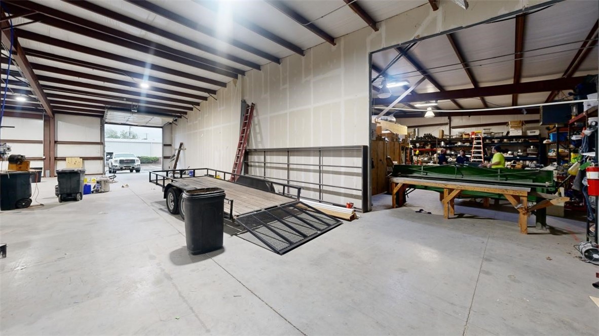 Springdale Outlots - Commercial Lease
