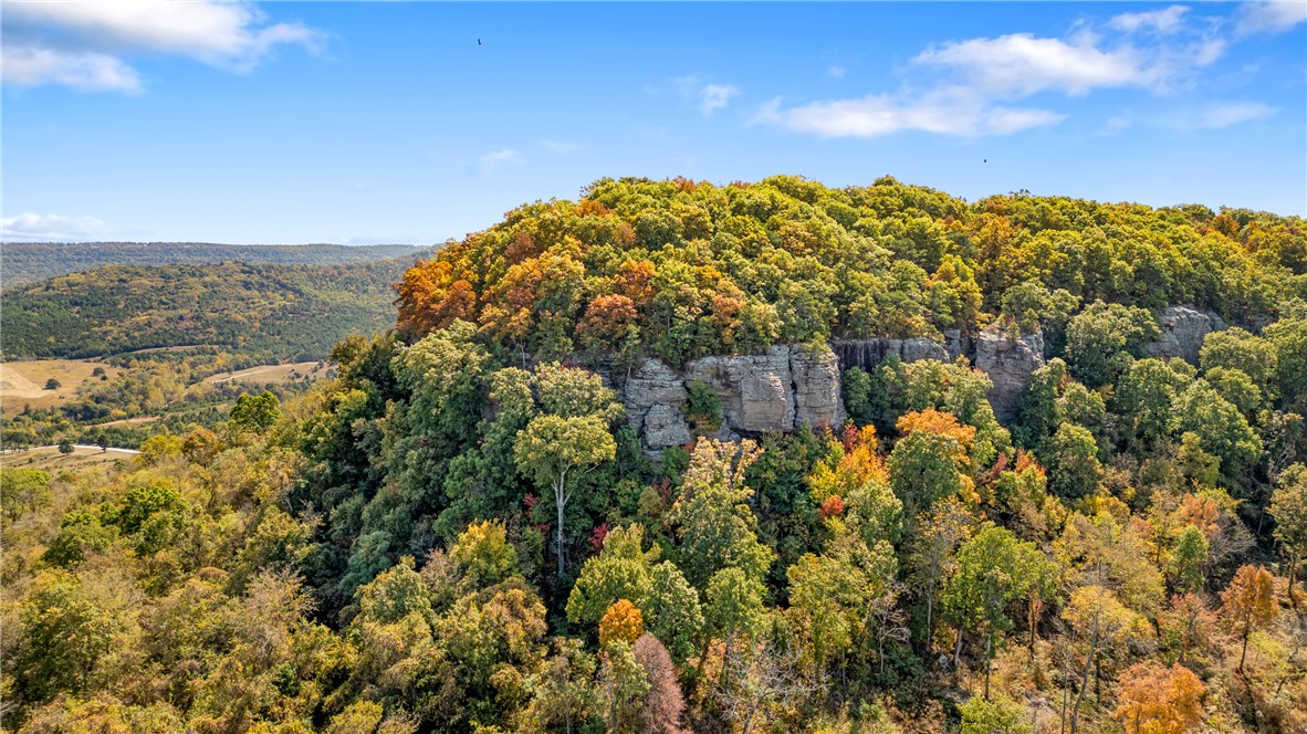 Round Mountain Estates - Land