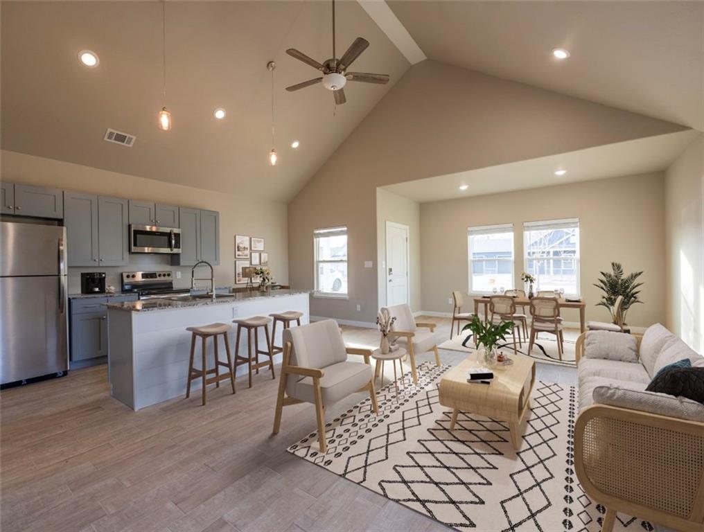 Valley Oaks - Residential Lease