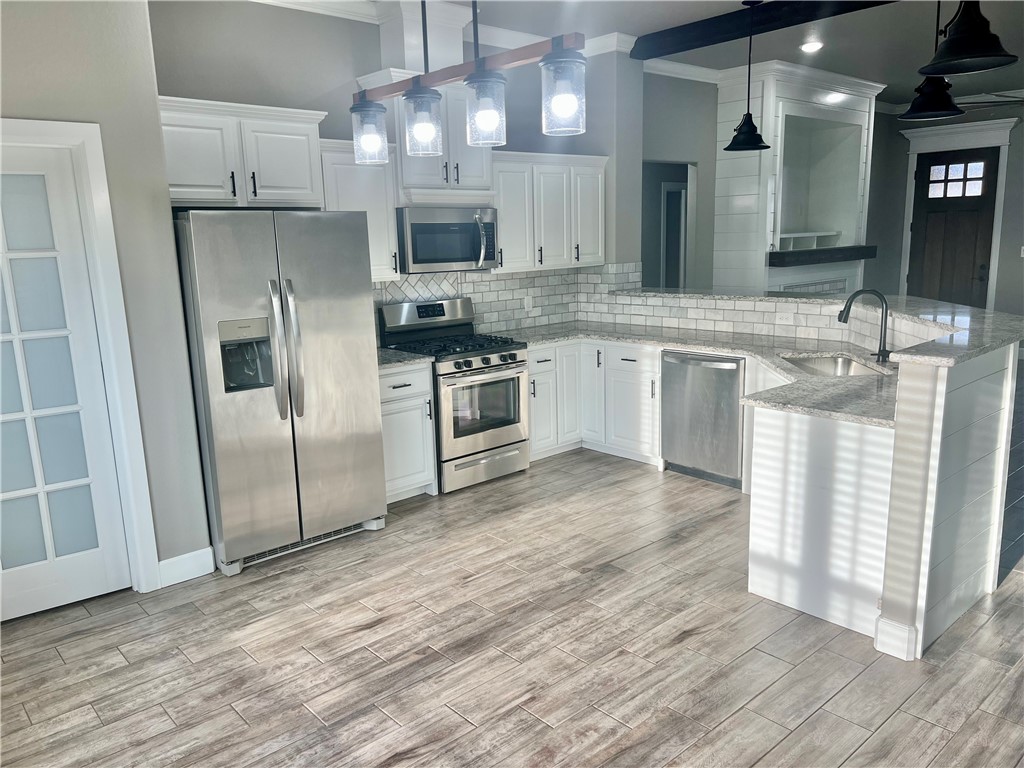 Sundowner - Residential Lease