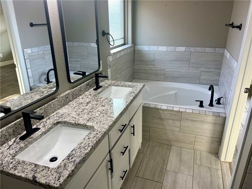 Sundowner - Residential Lease