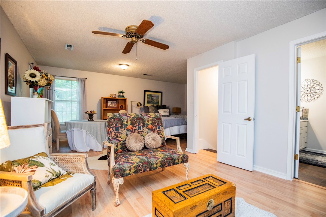 East Oaks Ph Ii - Residential