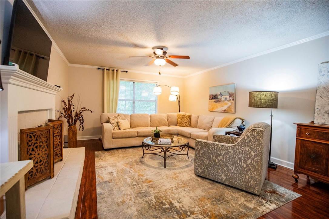 East Oaks Ph Ii - Residential