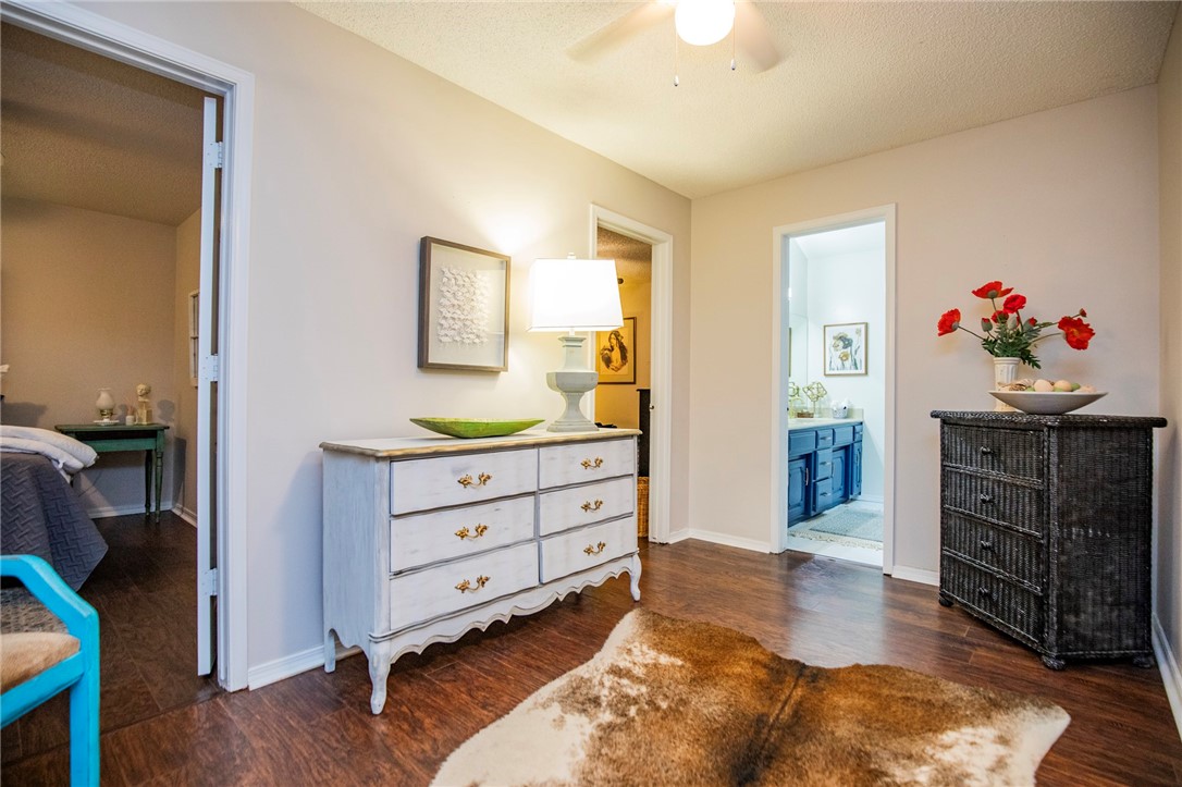 East Oaks Ph Ii - Residential