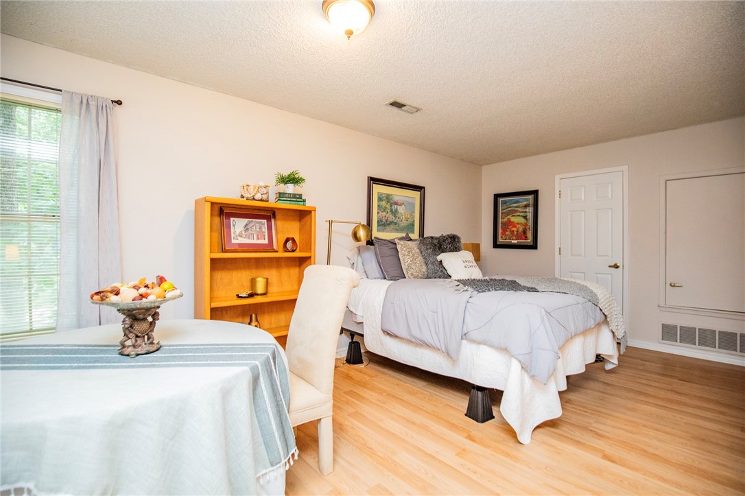 East Oaks Ph Ii - Residential