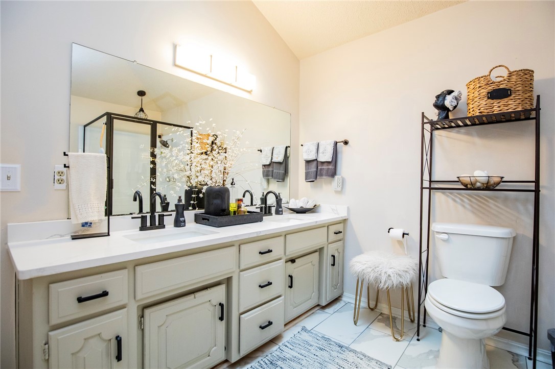 East Oaks Ph Ii - Residential