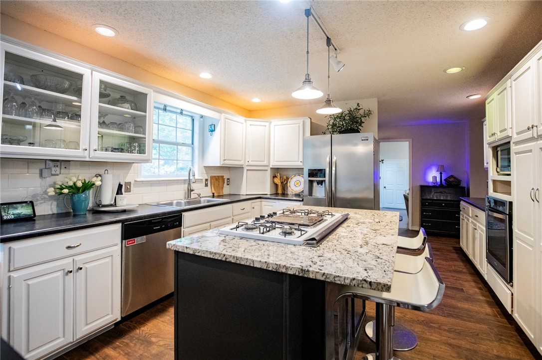 East Oaks Ph Ii - Residential