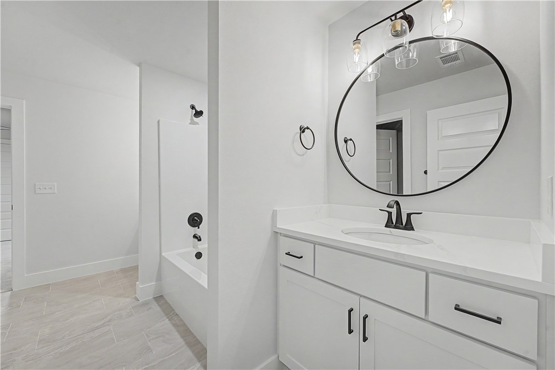 Diamond Estates Ph V Centerton - Residential