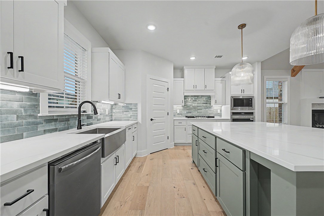 Diamond Estates Ph V Centerton - Residential