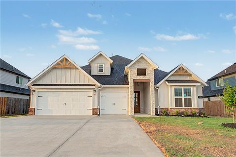 Photo of 1311 Tiffany Street, Centerton, AR 72719 (MLS # 1342799)