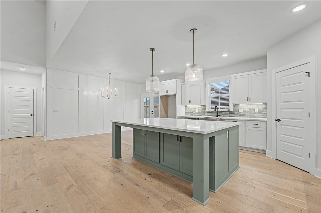 Diamond Estates Ph V Centerton - Residential