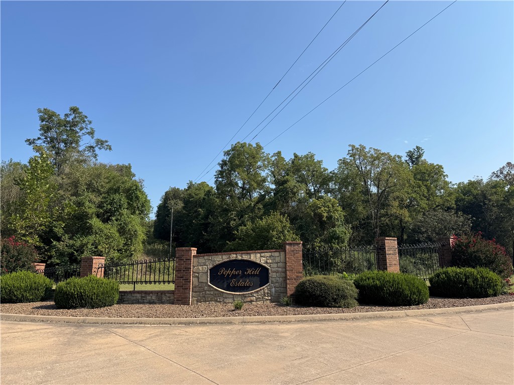 Pepper Hills Rurban - Land