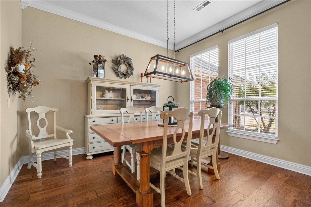 Whispering Timbers Ph 13 Rogers - Residential