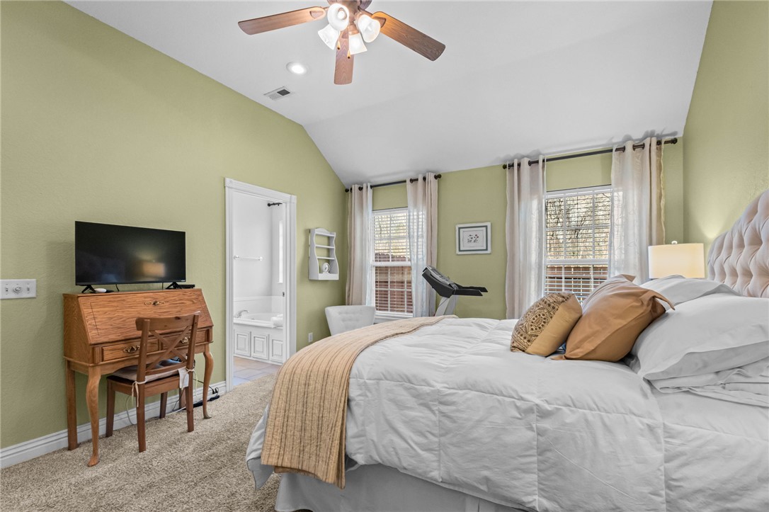 Whispering Timbers Ph 13 Rogers - Residential