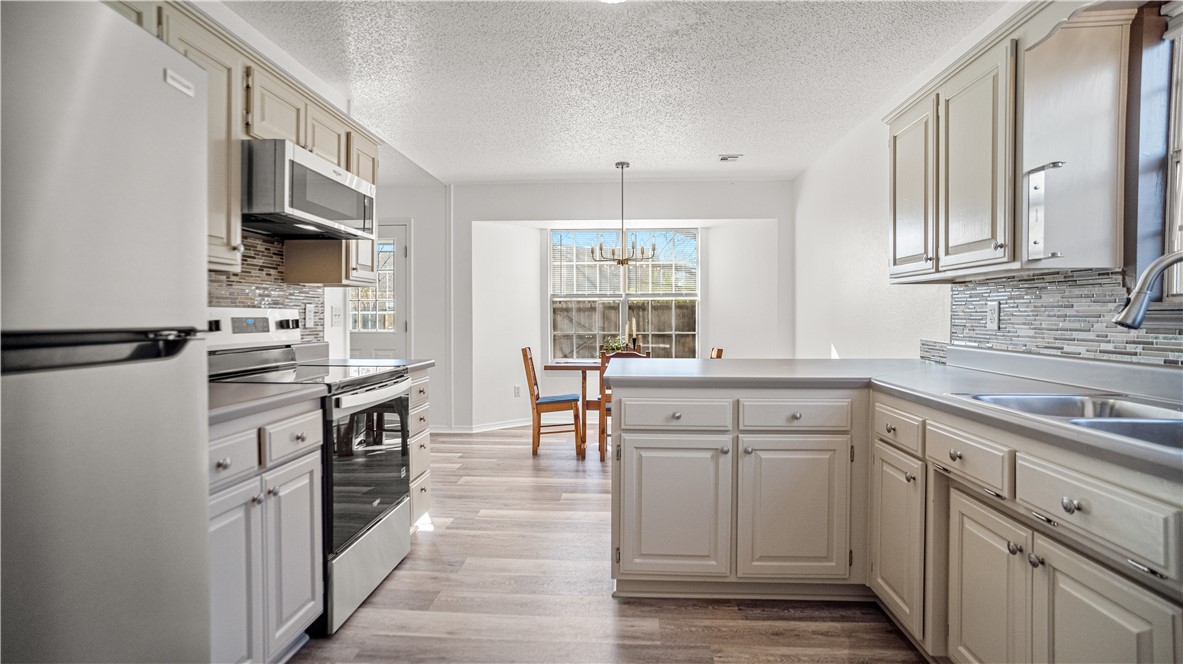 Pine Meadow - Residential