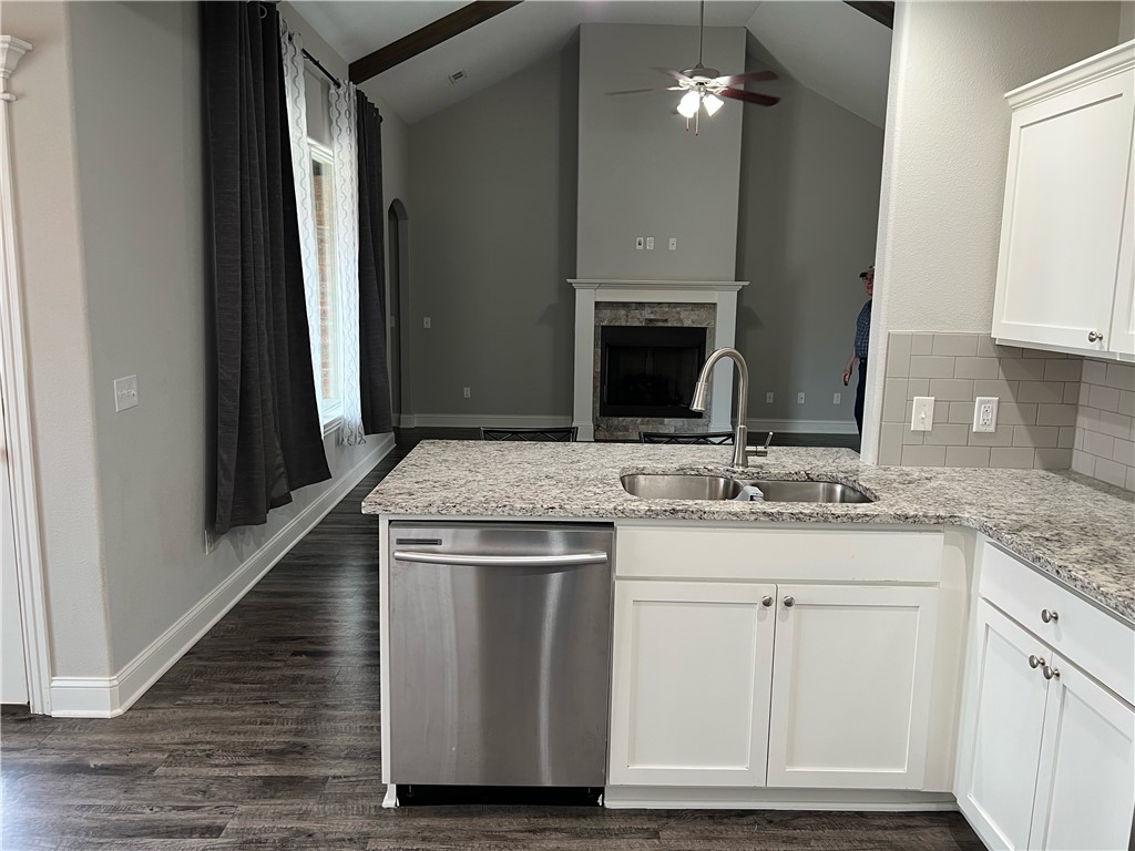 Saddle Brook Sub - Residential Lease