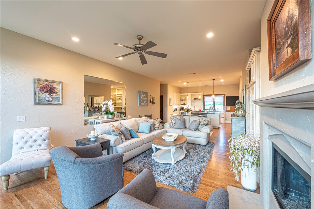 Shadow Valley Ph II Rogers - Residential