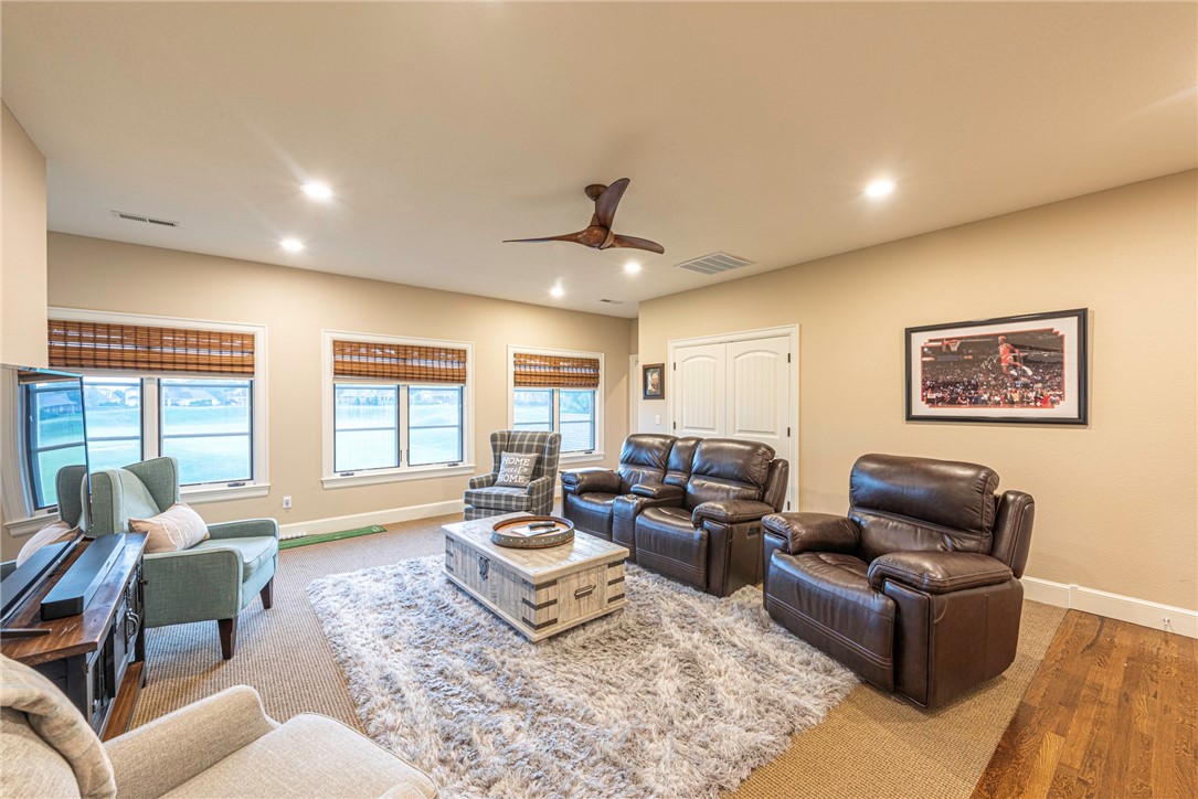 Shadow Valley Ph II Rogers - Residential