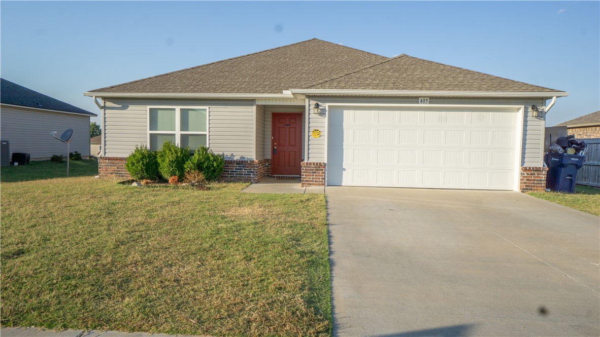 Fixer upper opportunity! This 3 bedroom, 2 bath home features a spacious living room, large kitchen, and a covered back patio. Conveniently located and only 5 years old, this property offers great potential. Cosmetic updates are needed throughout, but with some effort, it could be an excellent investment or perfect starter home. All contracts subject to probate court approval. No seller property disclosure - the seller has never lived in the home. Sold AS IS.