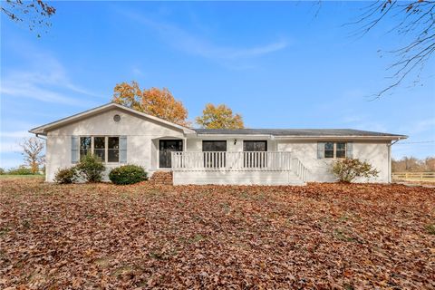 Photo of 20864 Ar-16, Siloam Springs, AR 72761 (MLS # 1343552)