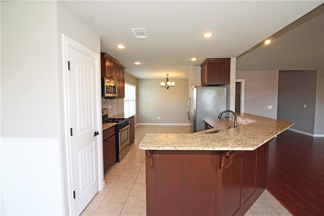 Kerelaw Castle Bentonville - Residential Lease