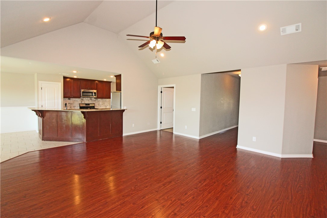 Kerelaw Castle Bentonville - Residential Lease