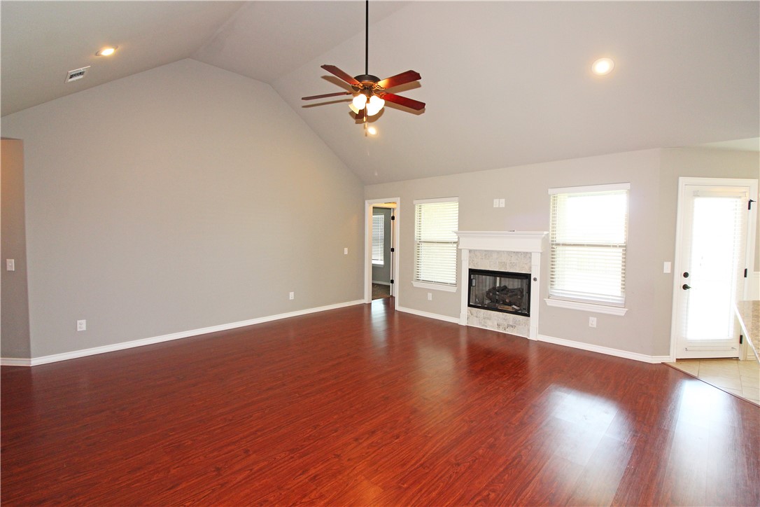 Kerelaw Castle Bentonville - Residential Lease