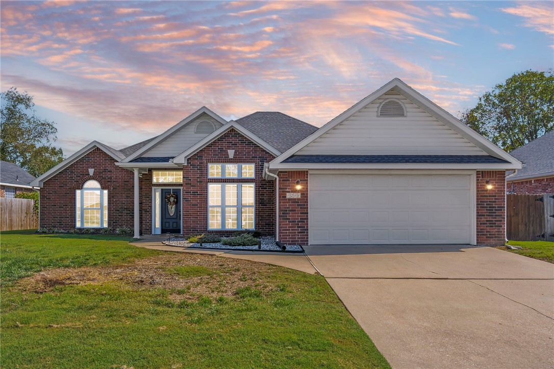 Whispering Timbers Ph 12 Rogers - Residential