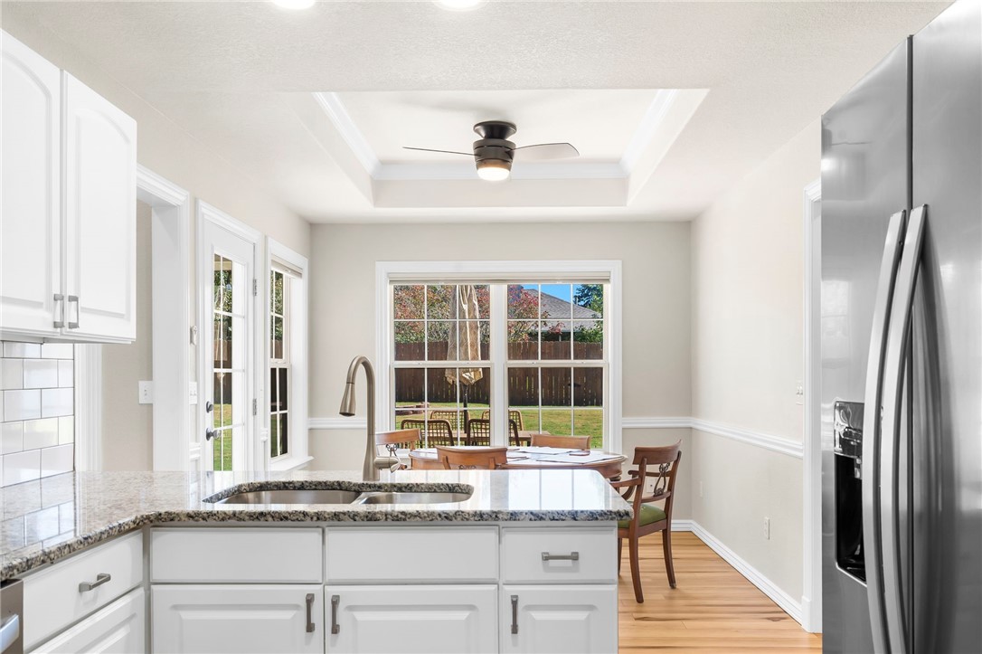 Whispering Timbers Ph 12 Rogers - Residential