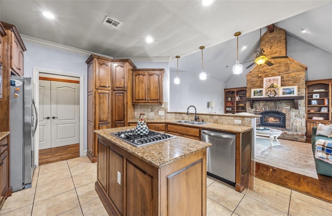 Lochmoor Club Sub Bentonville - Residential