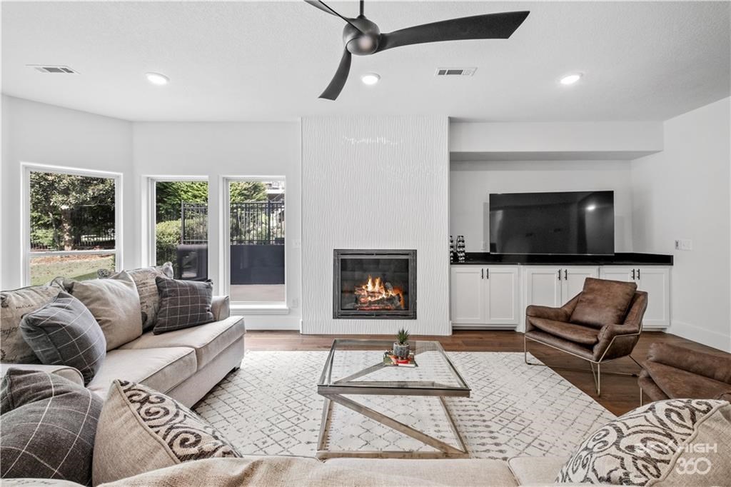 Pinnacle - Residential