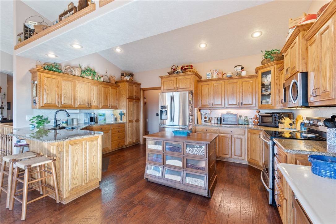 Unit 117 Holiday Island - Residential