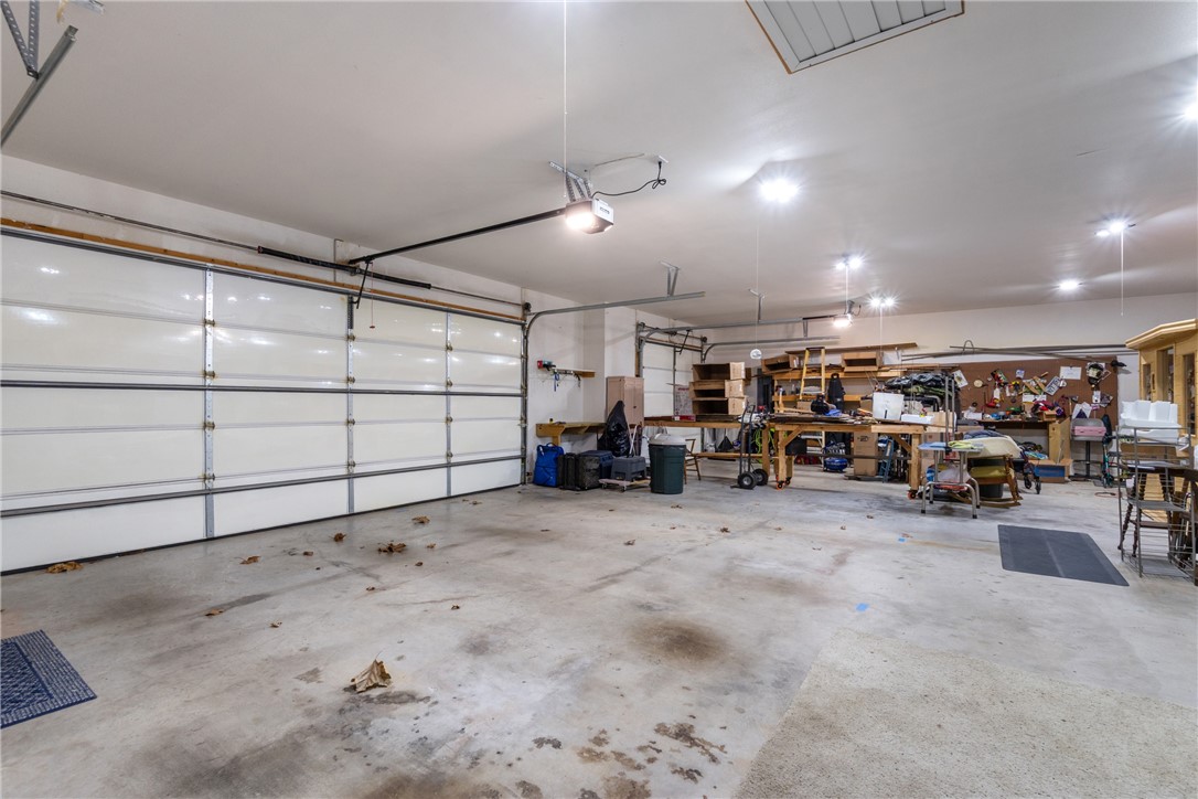 Unit 117 Holiday Island - Residential