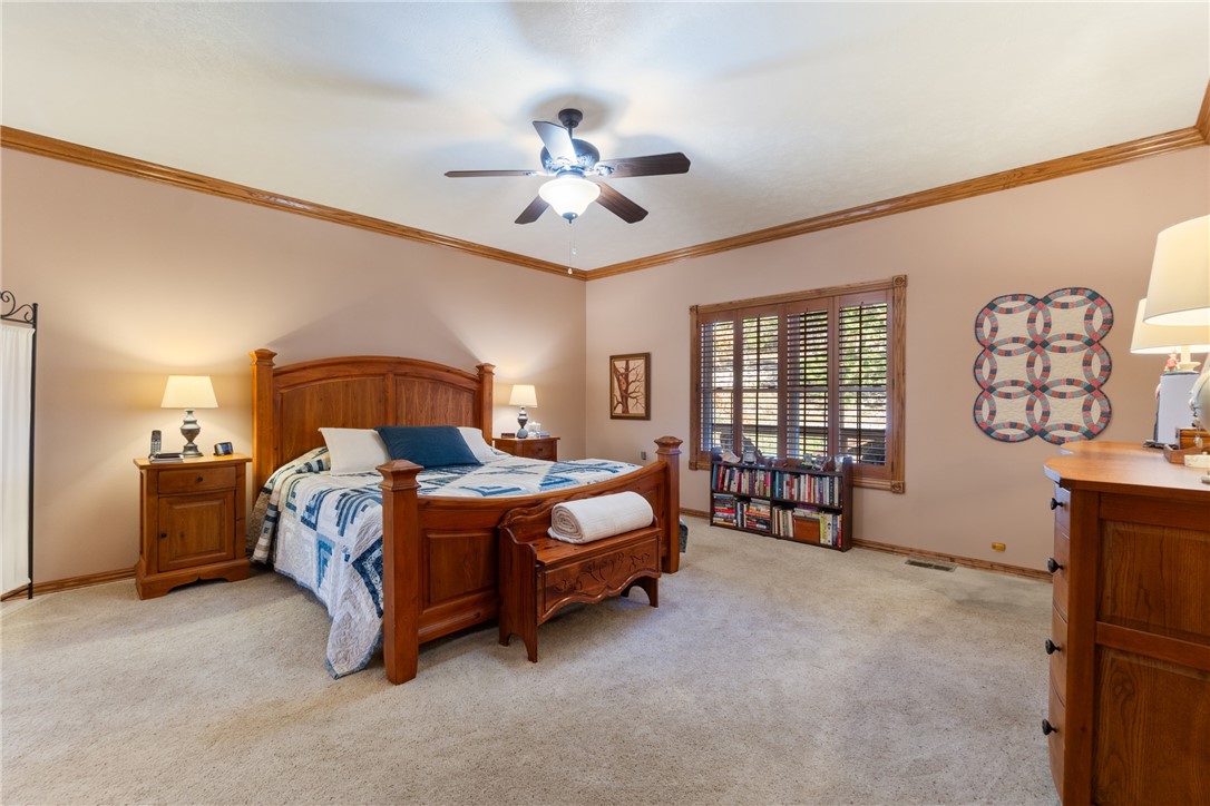 Unit 117 Holiday Island - Residential