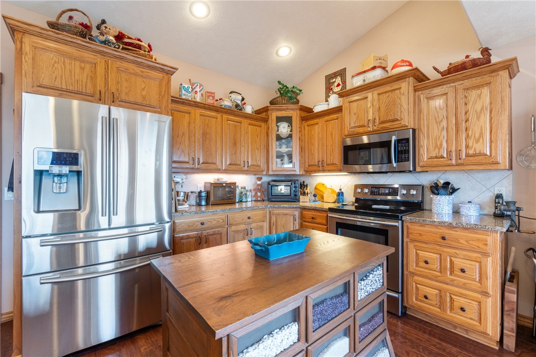 Unit 117 Holiday Island - Residential